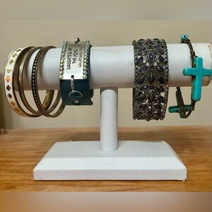 Bracelet Stand/Display/Storage